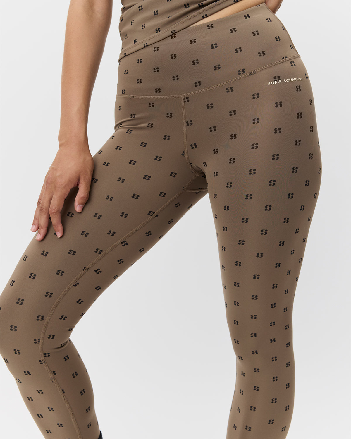 Sofie Schnoor SPORT AVALINASW LEGGINGS Leggings 9099 Middle Brown