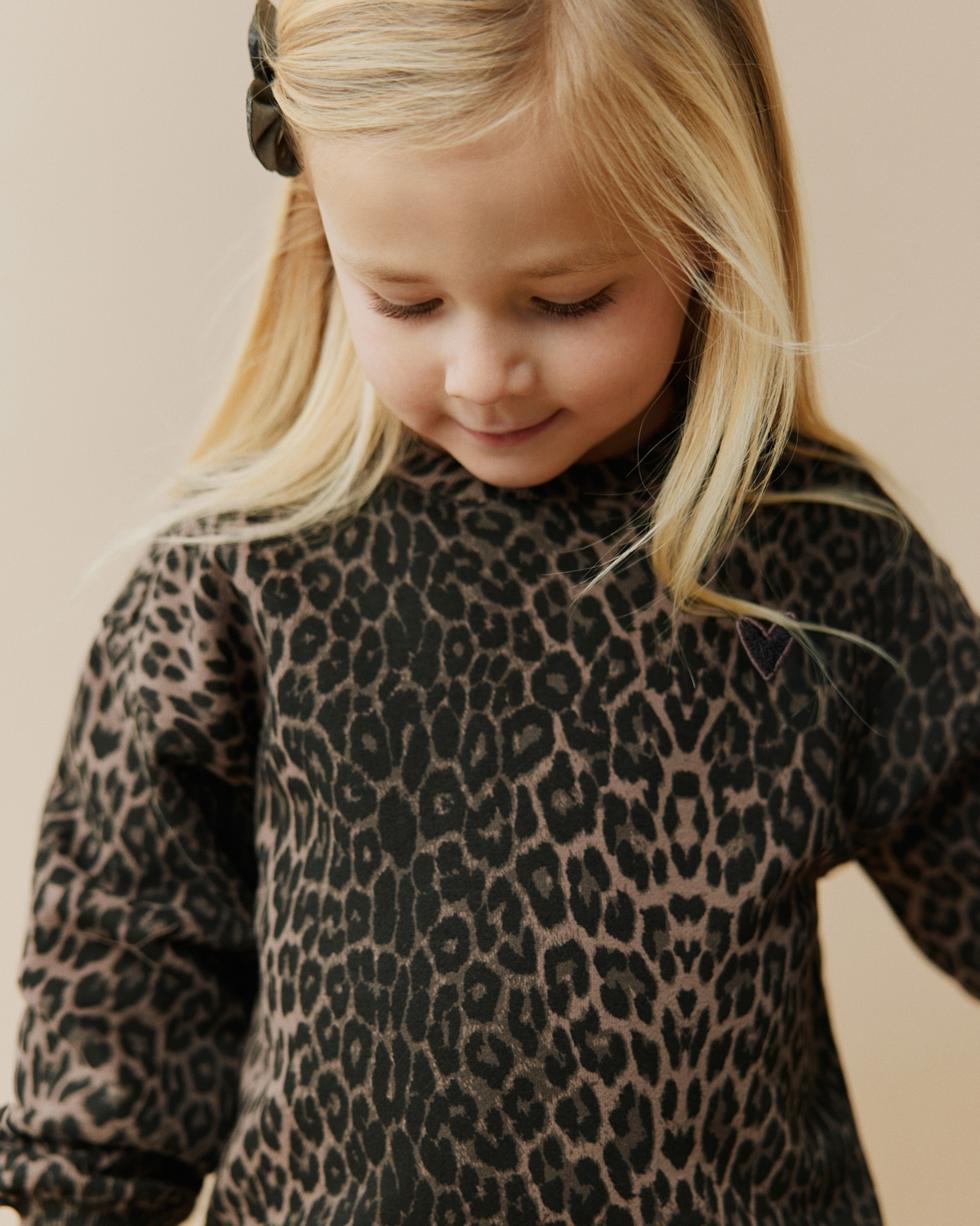 Sofie Schnoor BABY ELISSB SWEATSHIRT Sweatshirt 9136 AOP Leopard