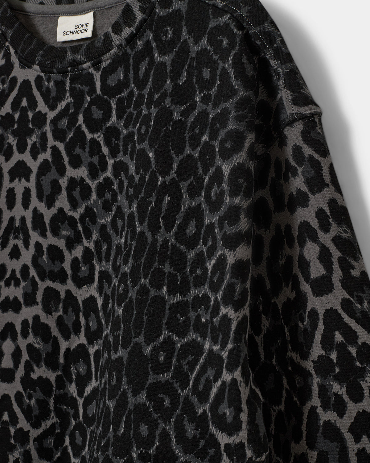 Sofie Schnoor YOUNG ELISY SWEATSHIRT Sweatshirt 9085 Grey leopard