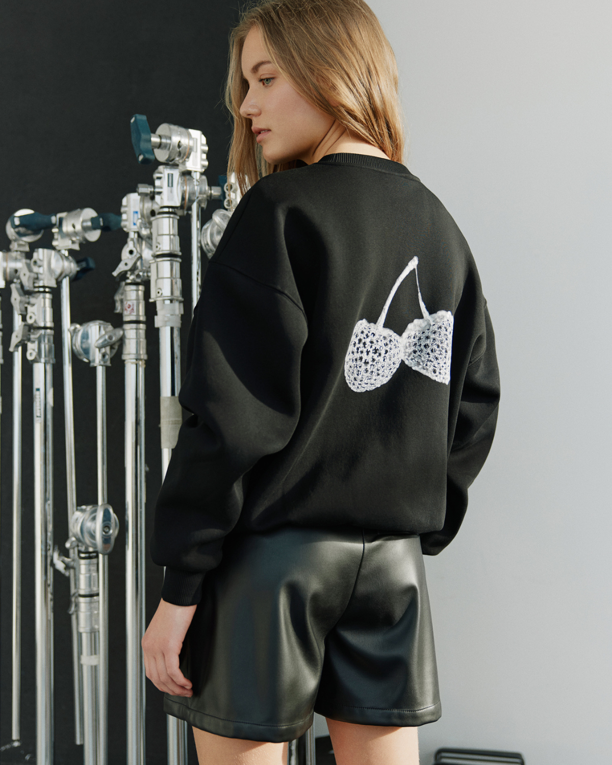 Sofie Schnoor YOUNG ELISY SWEATSHIRT Sweatshirt 1000 Black