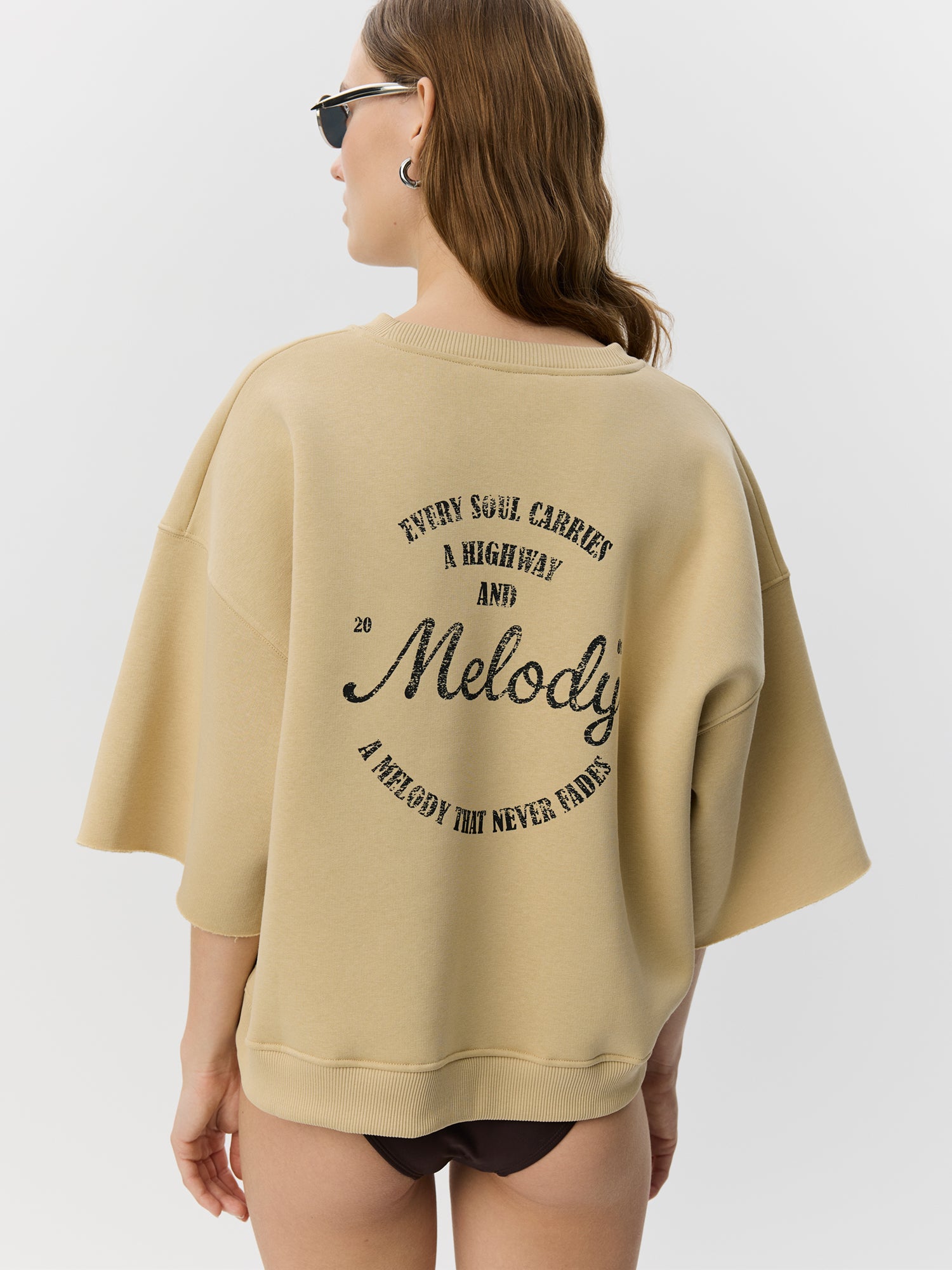 Sofie Schnoor WOMEN ELOISESW KORTÆRMET SWEATSHIRT Sweatshirt 7161 Pale Khaki