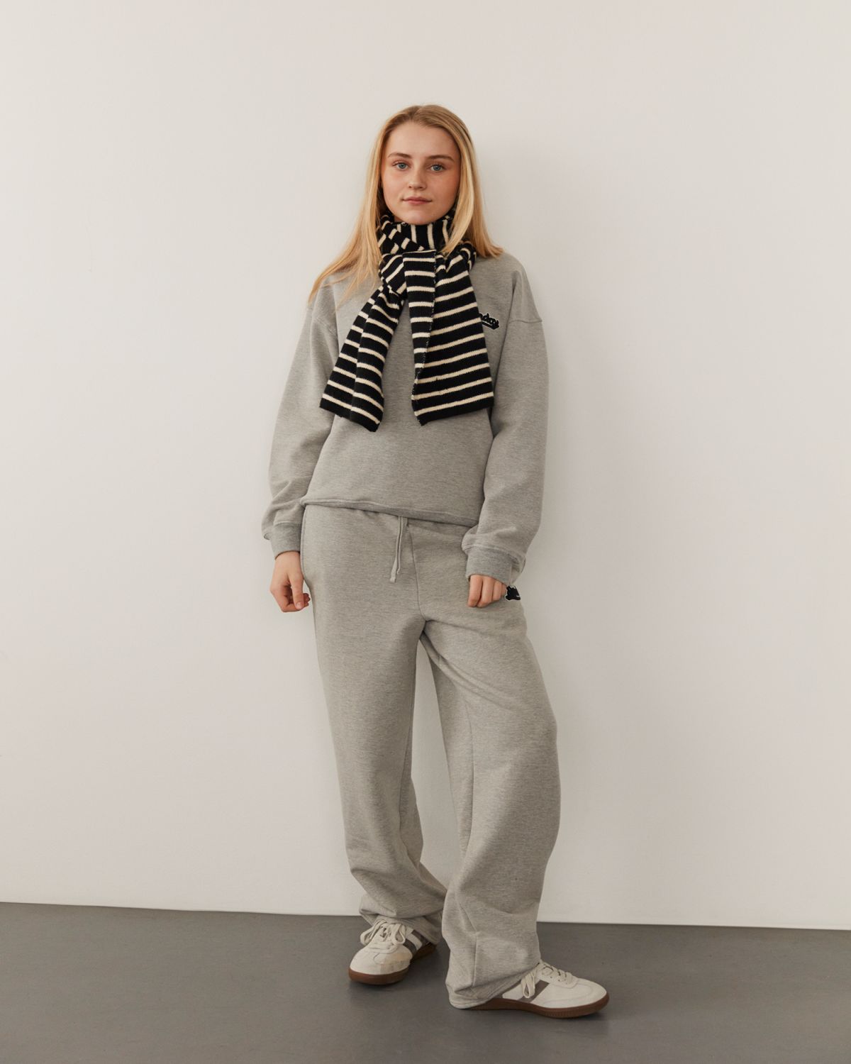 Sofie Schnoor YOUNG GABBISY SWEATPANTS Sweatpants 8010 Grey melange