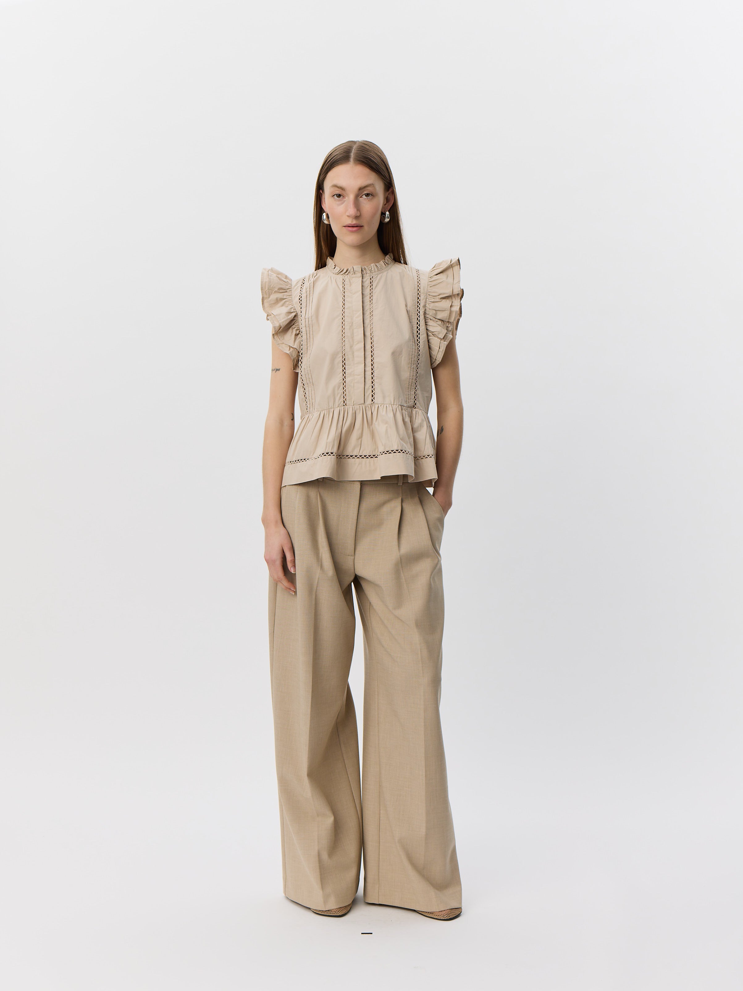 Sofie Schnoor WOMEN JULIENSW FRILL BOMULDSTOP Top 8058 Feather Gray