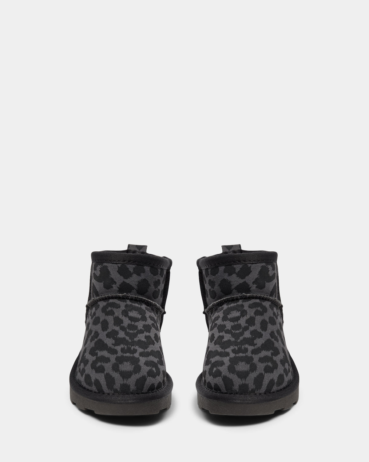 Sofie Schnoor YOUNG KELLIESY BAMSESTØVLE Bamsestøvle 9085 Grey leopard