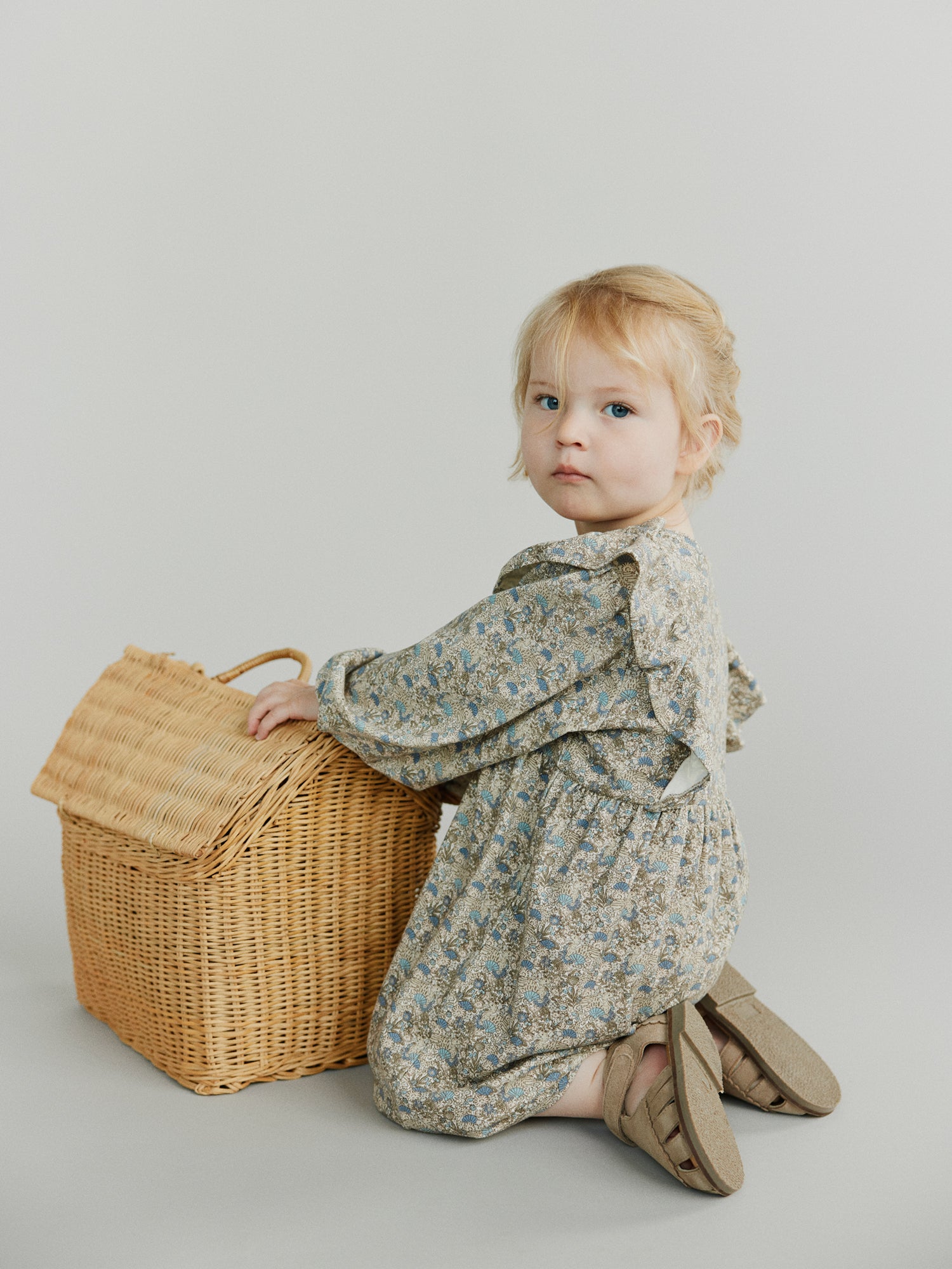 Sofie Schnoor KIDS LulaKB Kjole Kjole 5020 Blue AOP