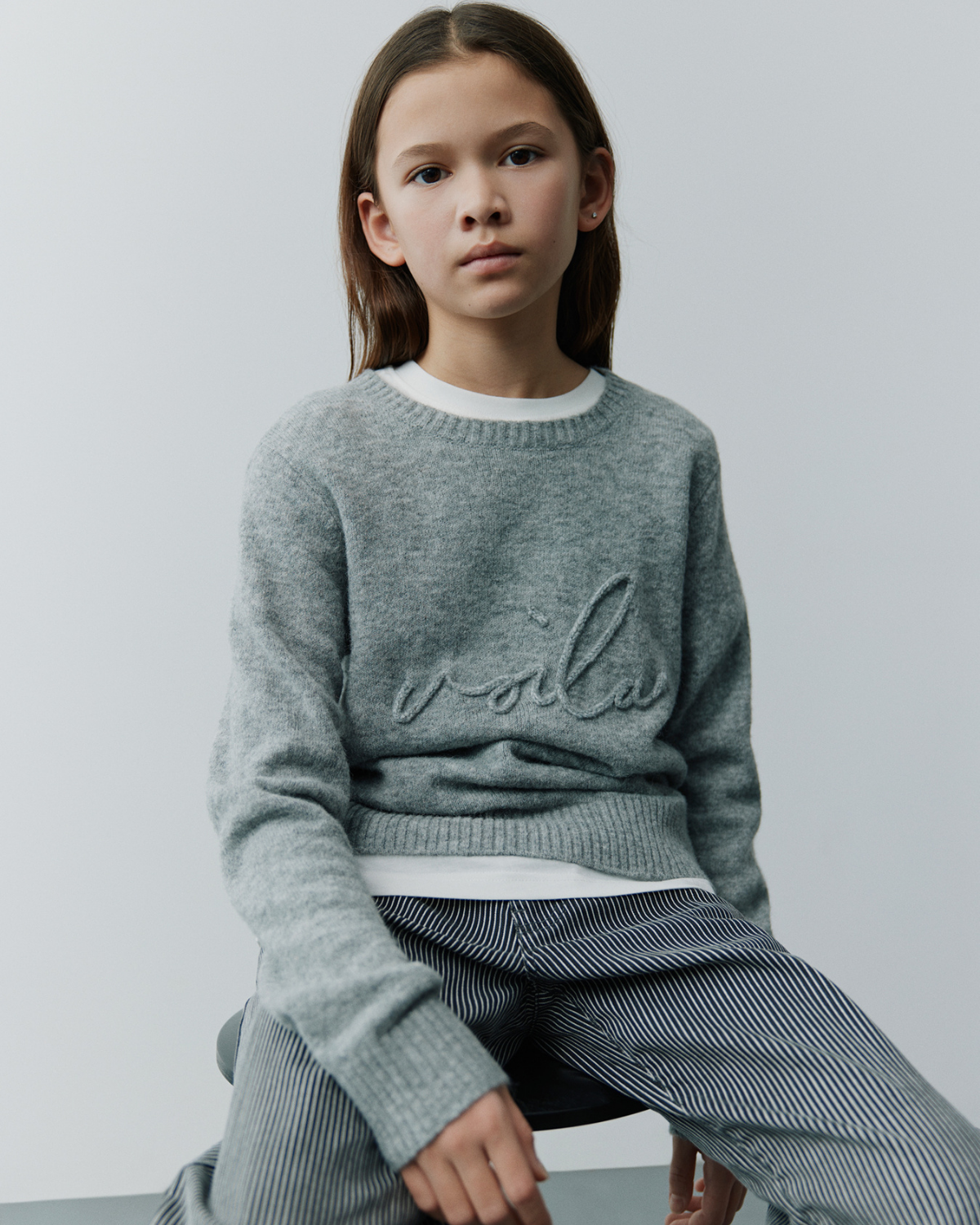 Sofie Schnoor YOUNG MINNIKSY STRIK Strik 8010 Grey melange