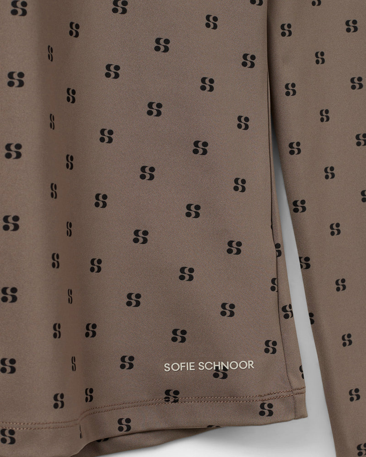 Sofie Schnoor SPORT NOALLESW T-SHIRT LONG SLEEVE T-shirt lang ærmet 9099 Middle Brown