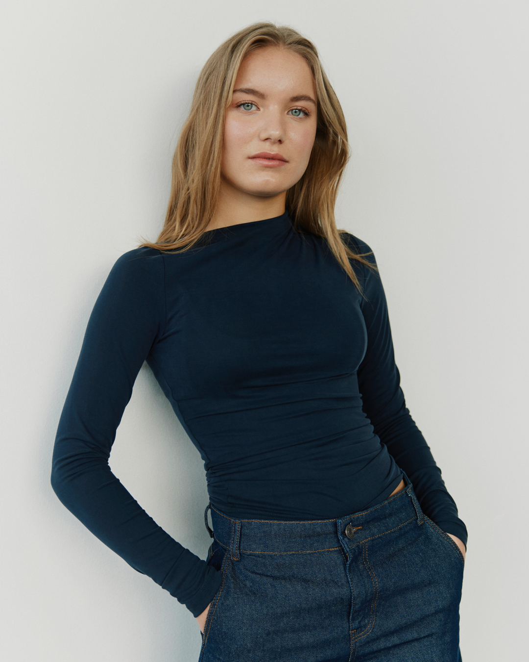 Sofie Schnoor YOUNG PELUASY T-SHIRT LANGÆRMET T-shirt lang ærmet 5118 Dark Navy