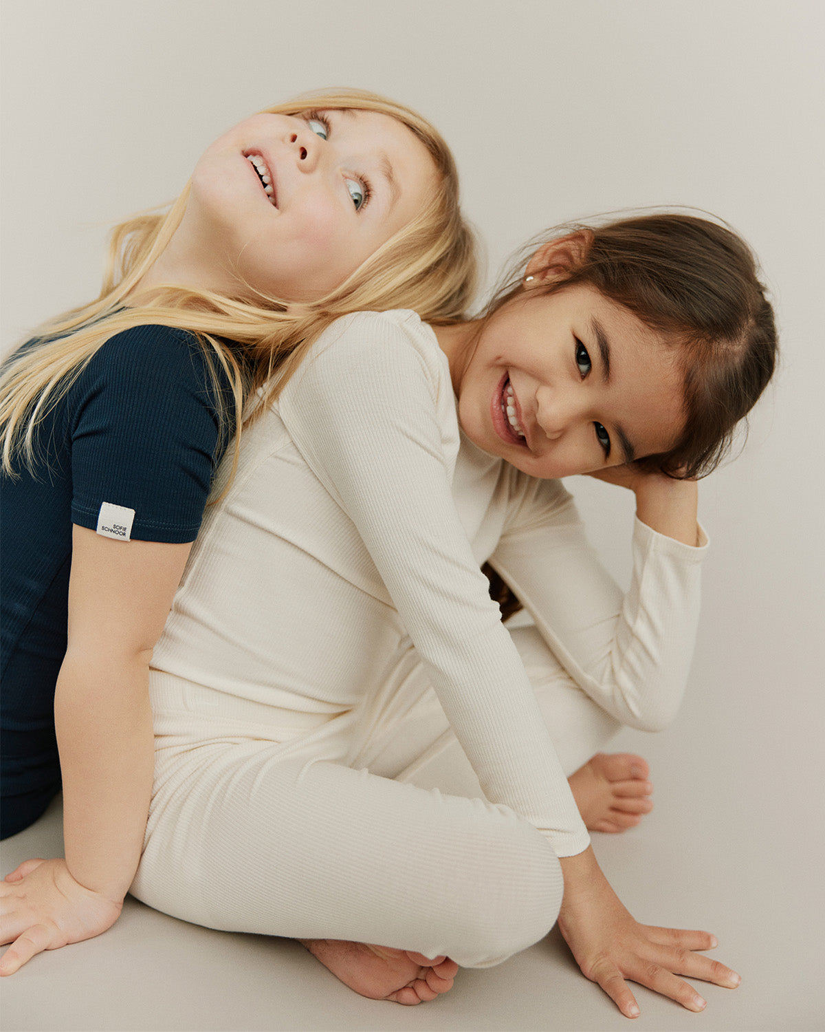 Sofie Schnoor KIDS PETRICIASK T-SHIRT LANGÆRMET T-shirt lang ærmet 1000 Black