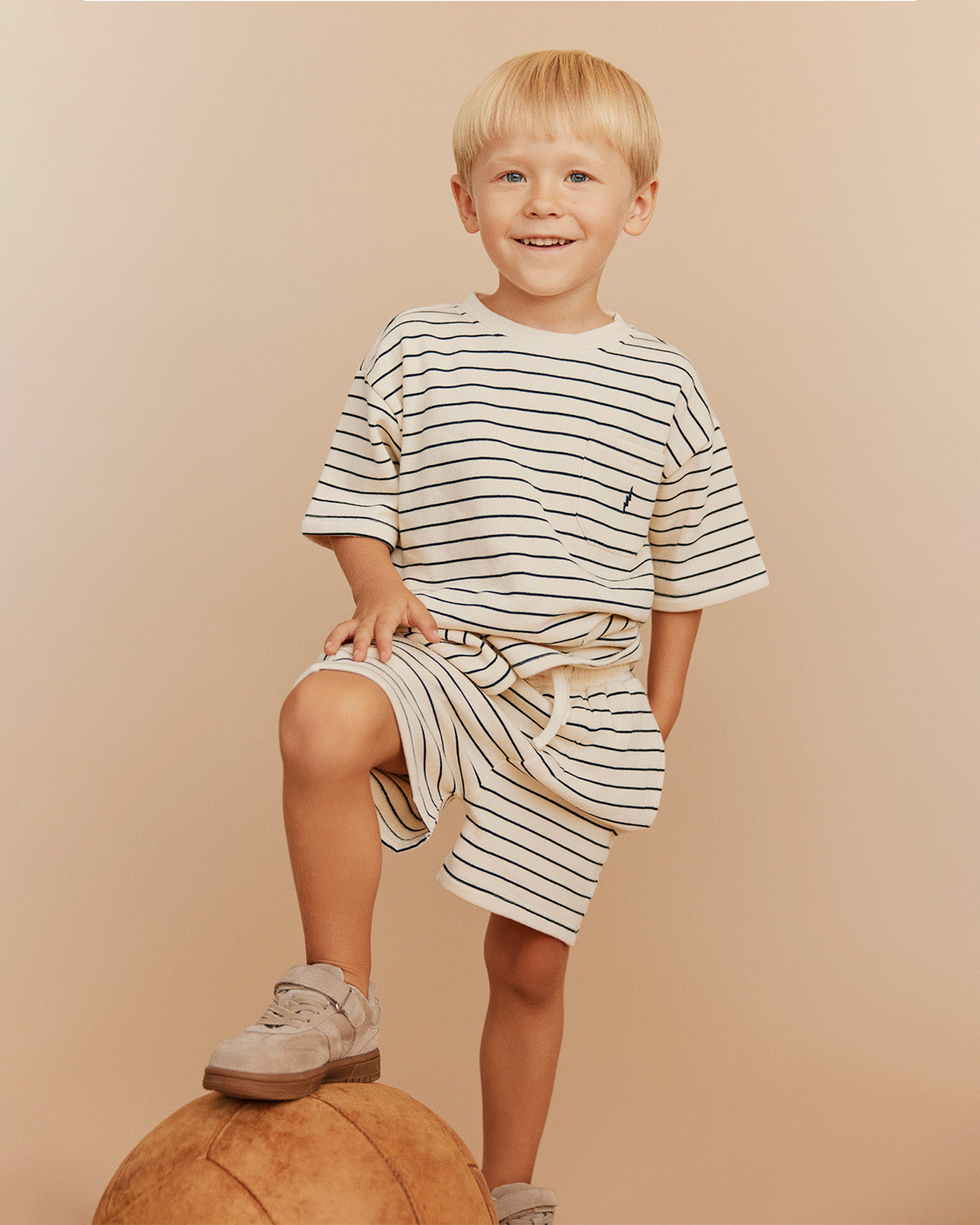 Sofie Schnoor KIDS STORMSK SHORTS Shorts 0149 Antique White w Blue