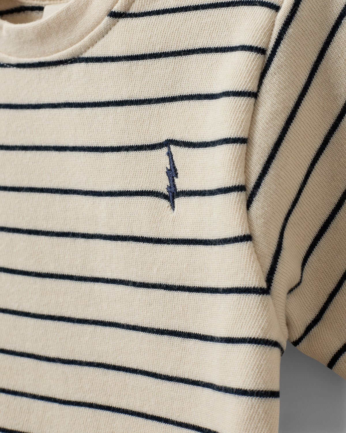 Sofie Schnoor BABY THEISSB T-SHIRT T-shirt 0149 Antique White w Blue