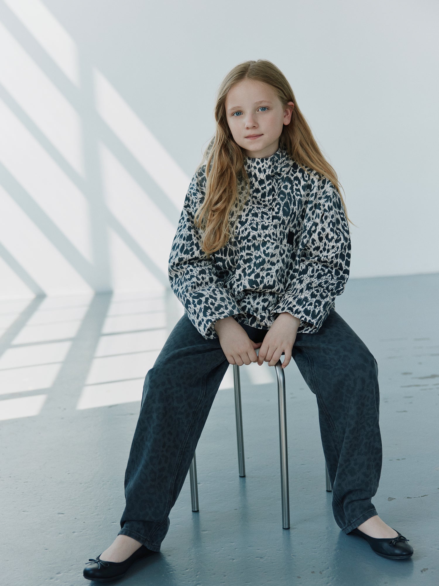 Sofie Schnoor YOUNG TRILLESY JAKKE Jakke 9073 AOP White leo