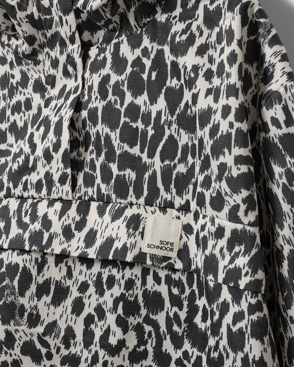 Sofie Schnoor YOUNG TRILLESY JAKKE Jakke 9073 AOP White leo