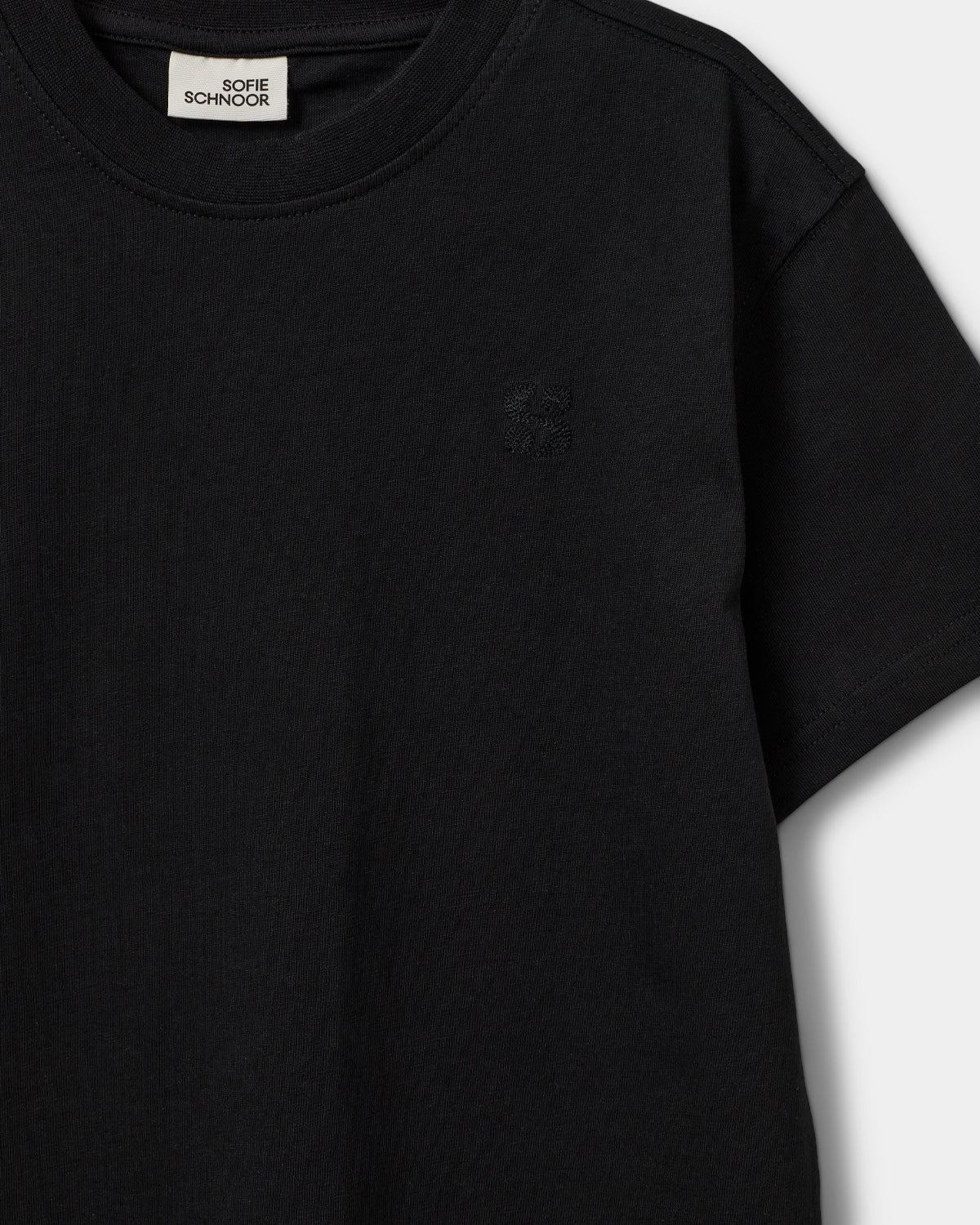 Sofie Schnoor YOUNG VAJASY T-SHIRT T-shirt 1000 Black