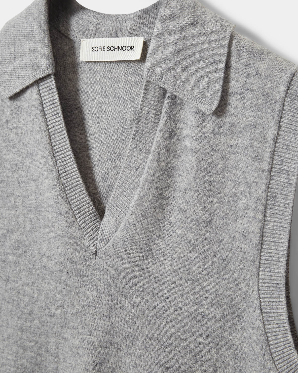 Sofie Schnoor WOMEN APPLESW VEST Vest 8010 Grey melange