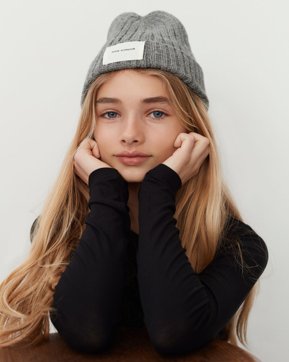 Sofie Schnoor YOUNG Beanie Beanie 8010 Grey melange