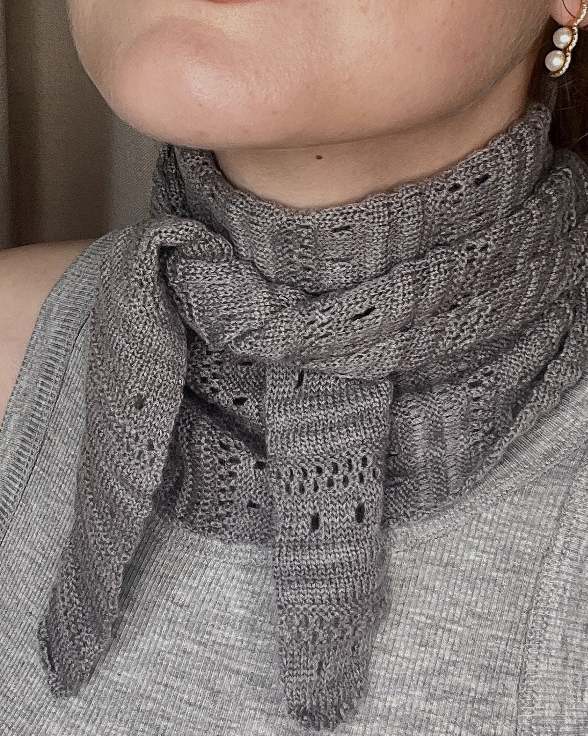 DINASW SCARF Tørklæde - 8010 Grey melange | Sofie Schnoor