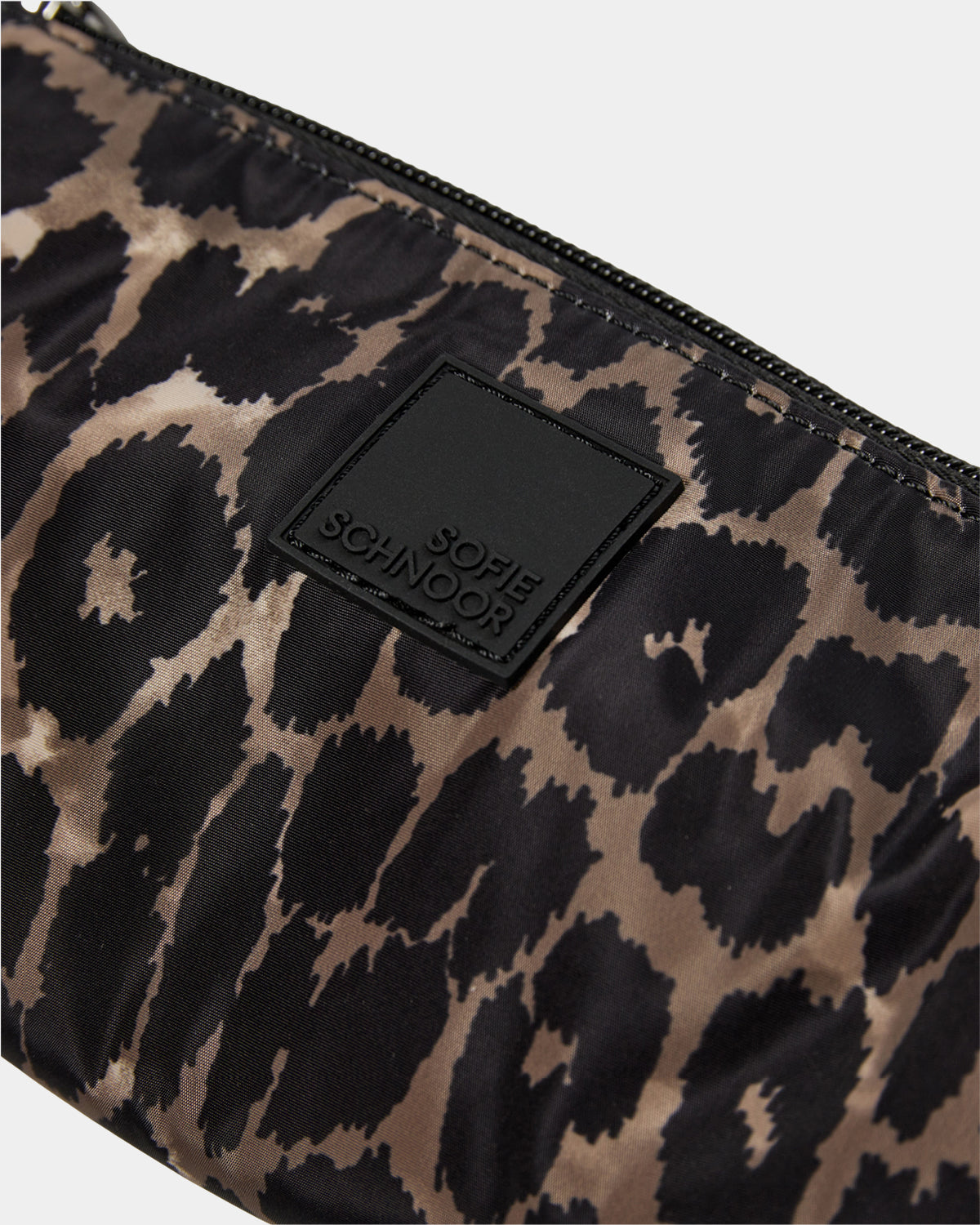 Sofie Schnoor YOUNG GIGISY PENCIL CASE Pencil case 9086 Light brown leopard