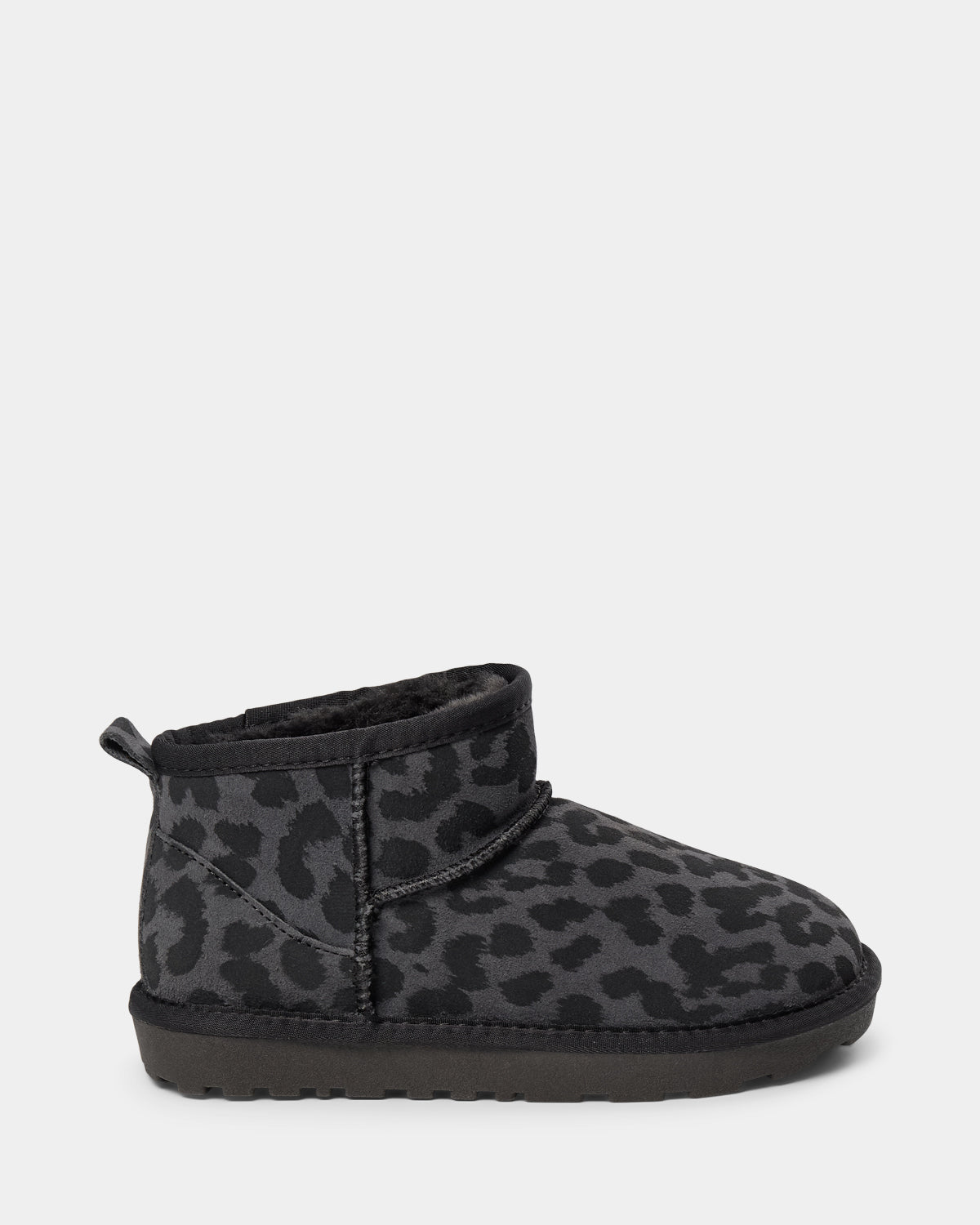 Sofie Schnoor YOUNG KELLIESY BAMSESTØVLE Bamsestøvle 9085 Grey leopard