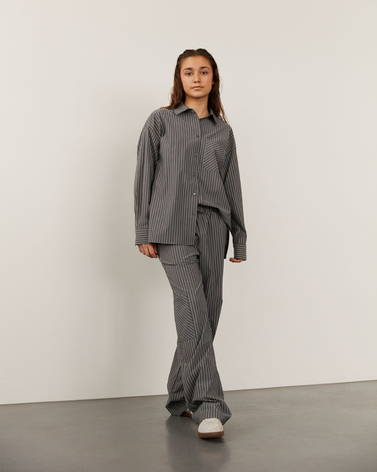 Sofie Schnoor YOUNG NOLASY TROUSERS Trousers 8048 Grey Striped