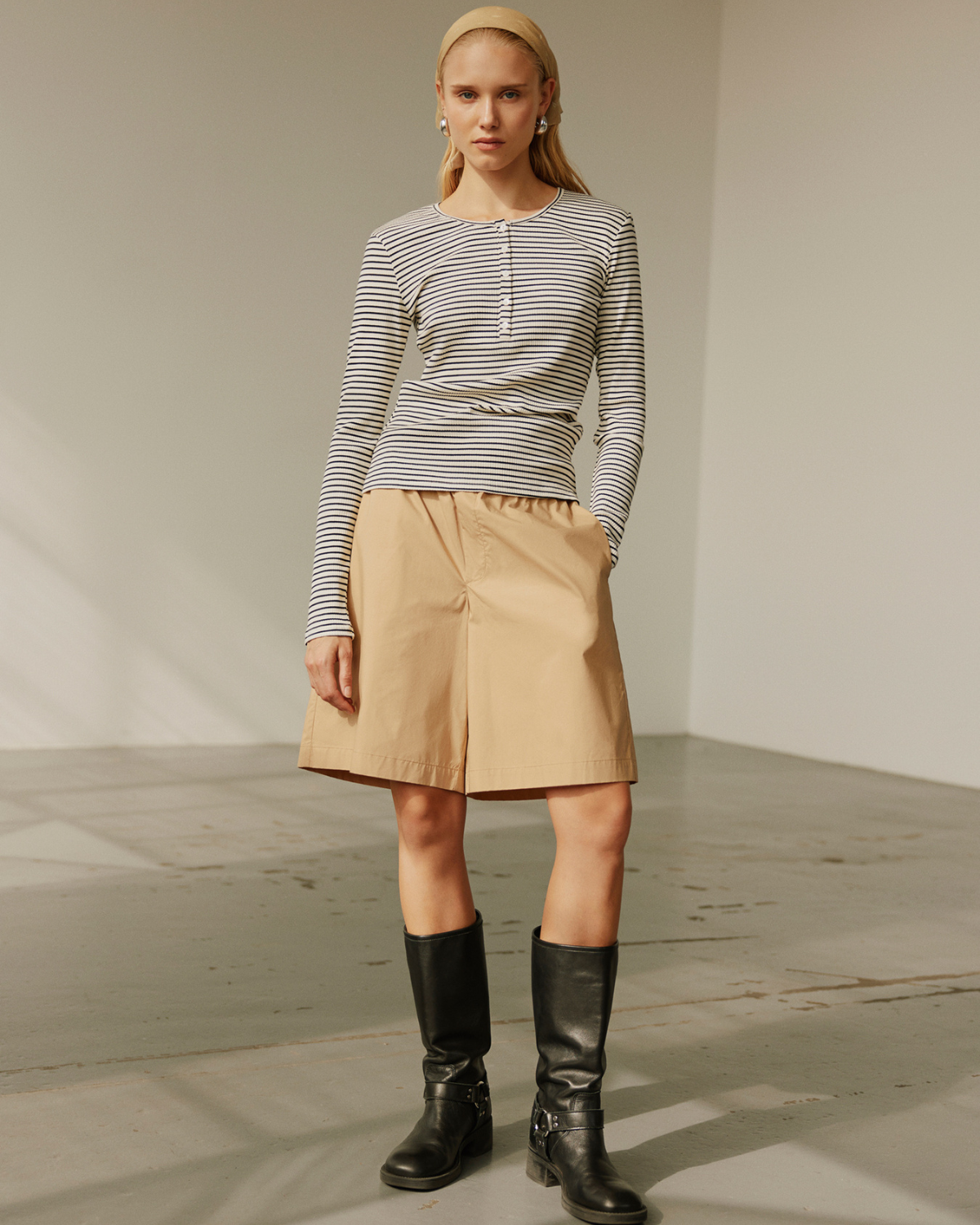 Sofie Schnoor WOMEN PAXSW T-SHIRT LANGÆRMET T-shirt lang ærmet 1017 Black striped