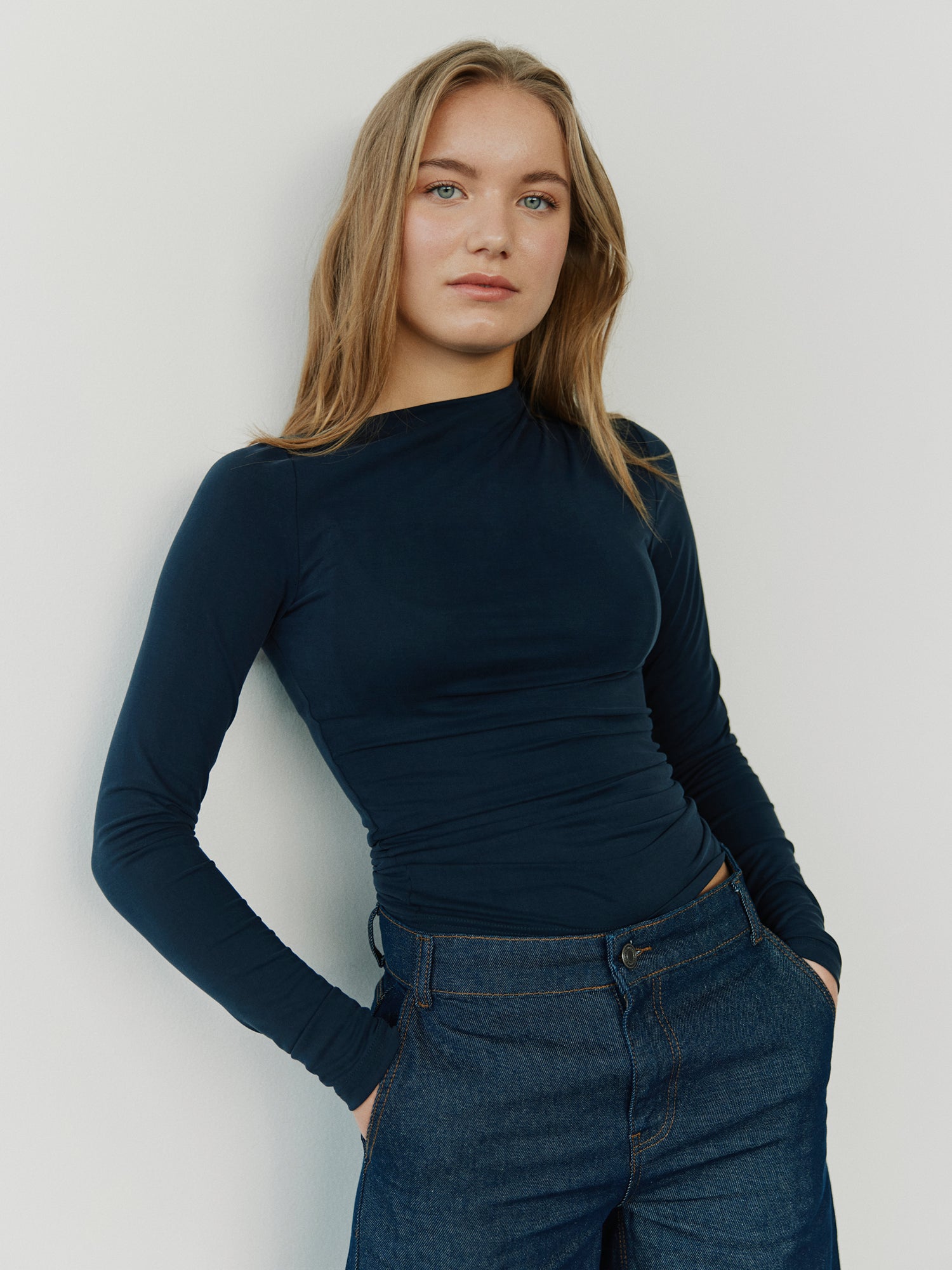 Sofie Schnoor YOUNG PELUASY T-SHIRT LANGÆRMET T-shirt lang ærmet 5118 Dark Navy