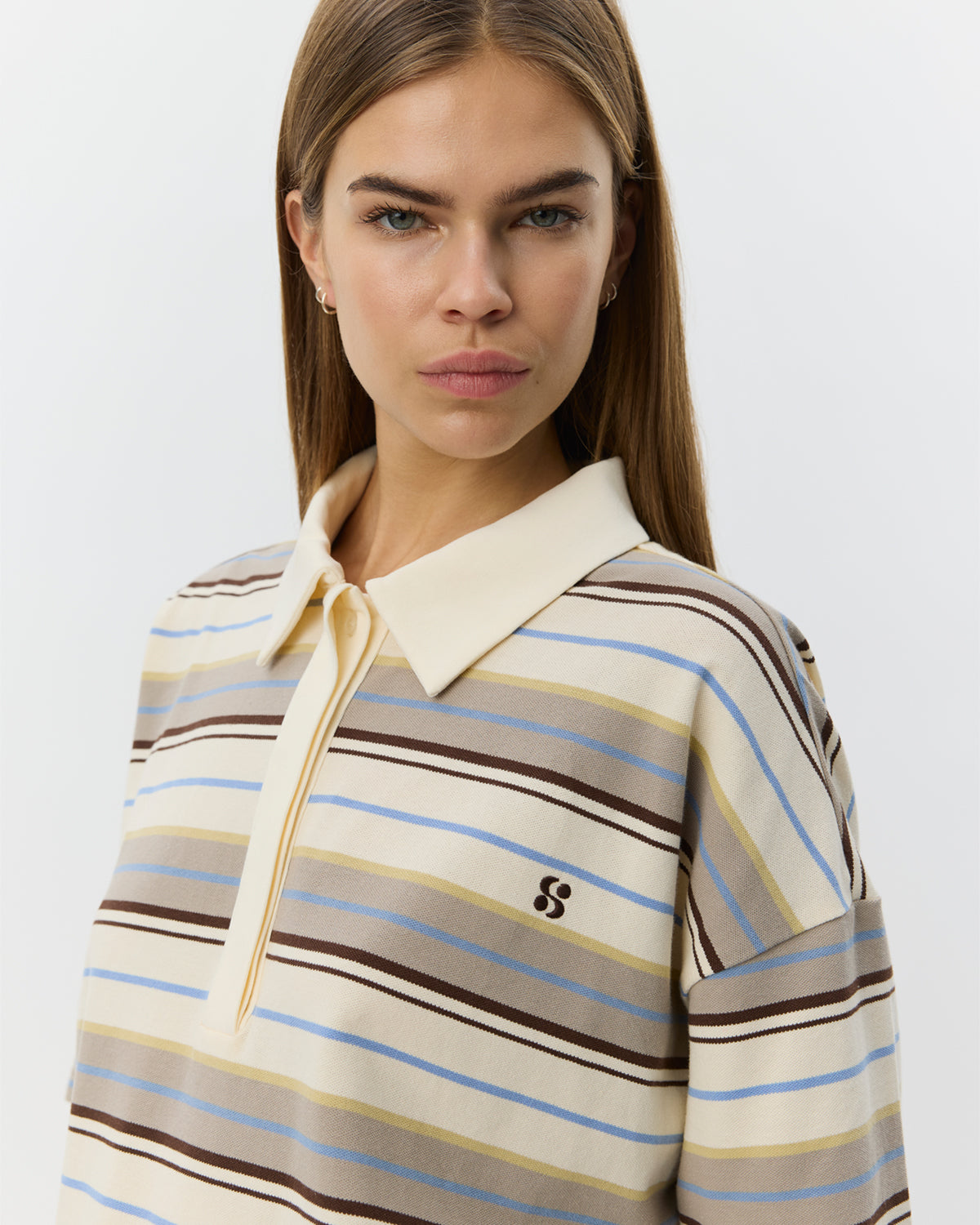 Sofie Schnoor WOMEN PILSW OVERSIZE STRIBET POLO T-SHIRT T-shirt 0140 Off White Striped