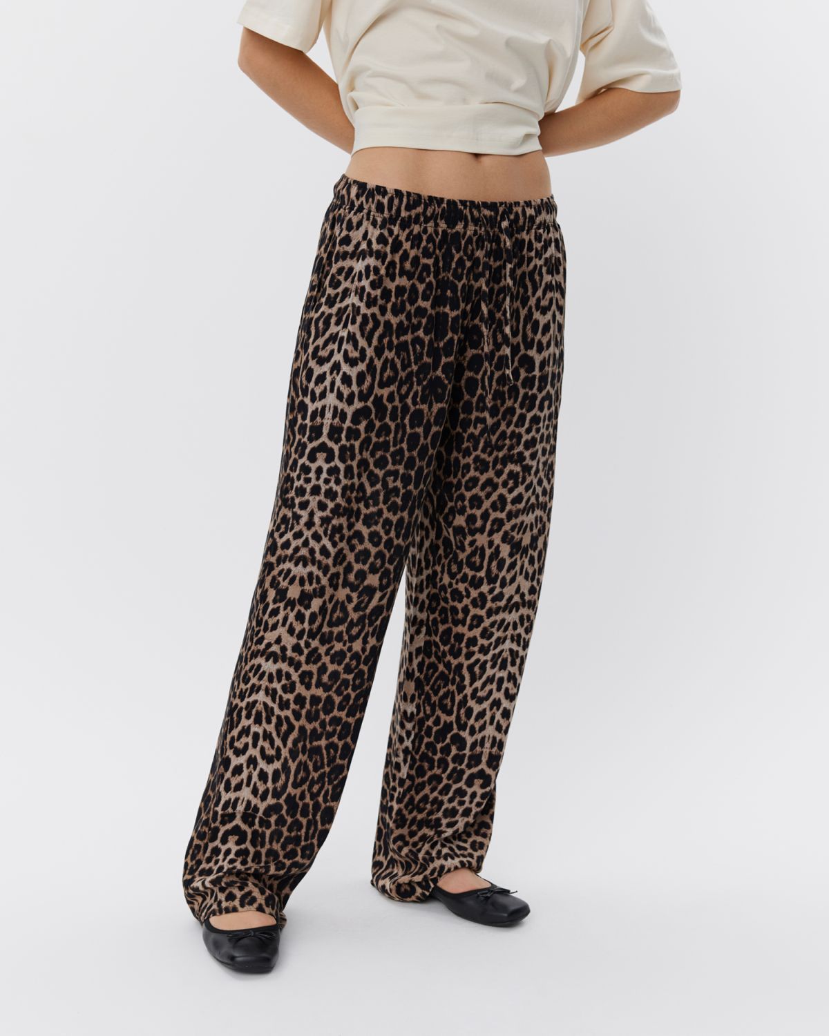 S247110-Trousers-AOP Leo