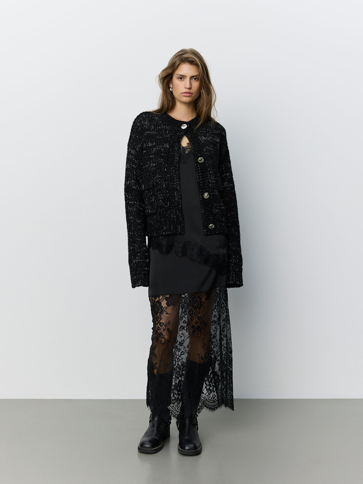RUNWAY - LOOK 02