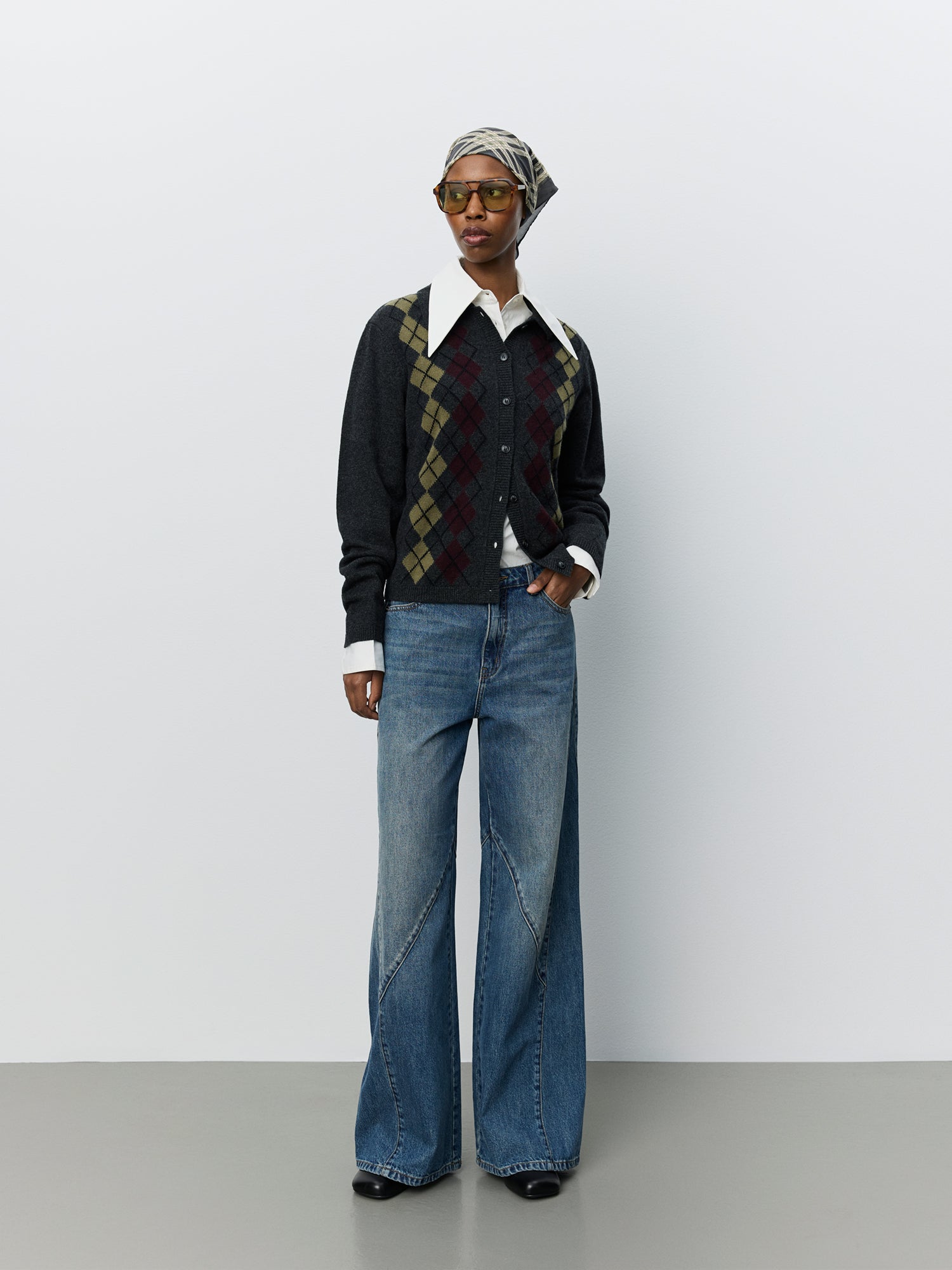 LOOK 08
