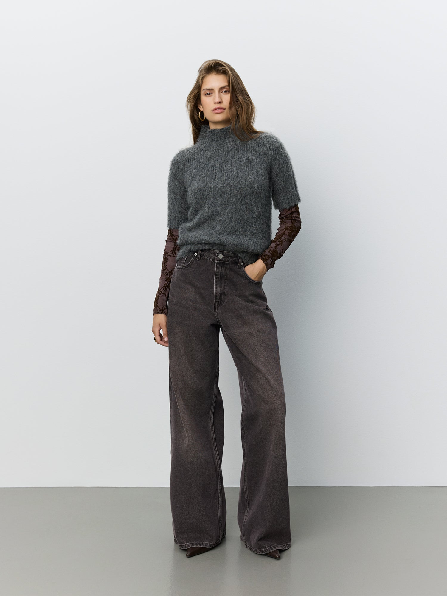 Sofie Schnoor WOMEN SAMINASW KORTÆRMET STRIK Strik 8008 Dark grey