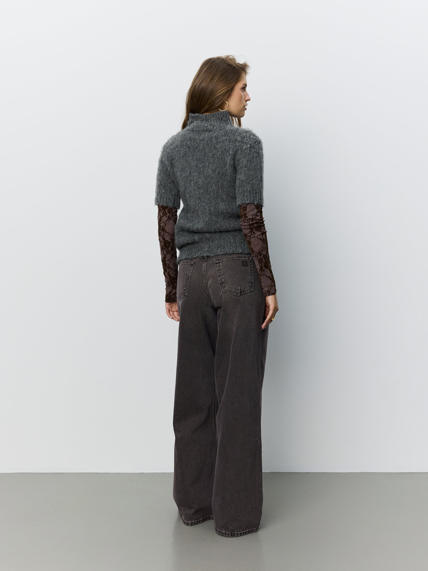 Sofie Schnoor WOMEN SAMINASW KORTÆRMET STRIK Strik 8008 Dark grey