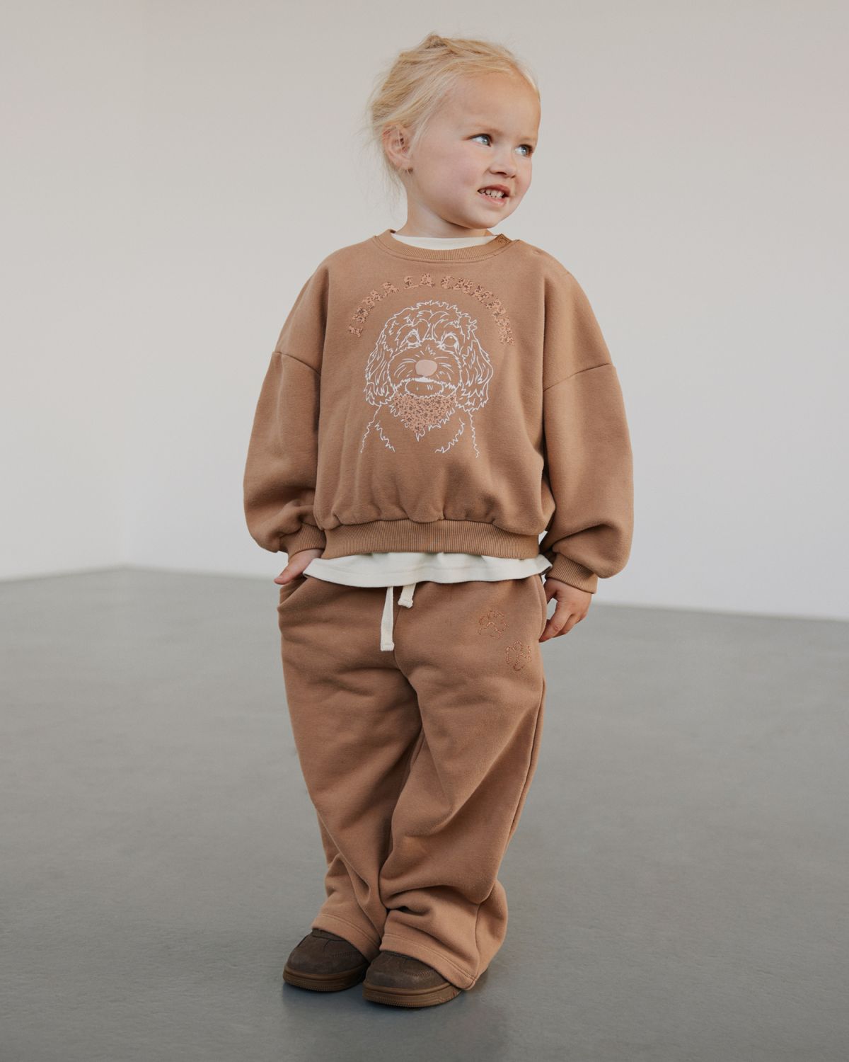 Sofie Schnoor KIDS Sweatpants Sweatpants 7122 Cashew brown