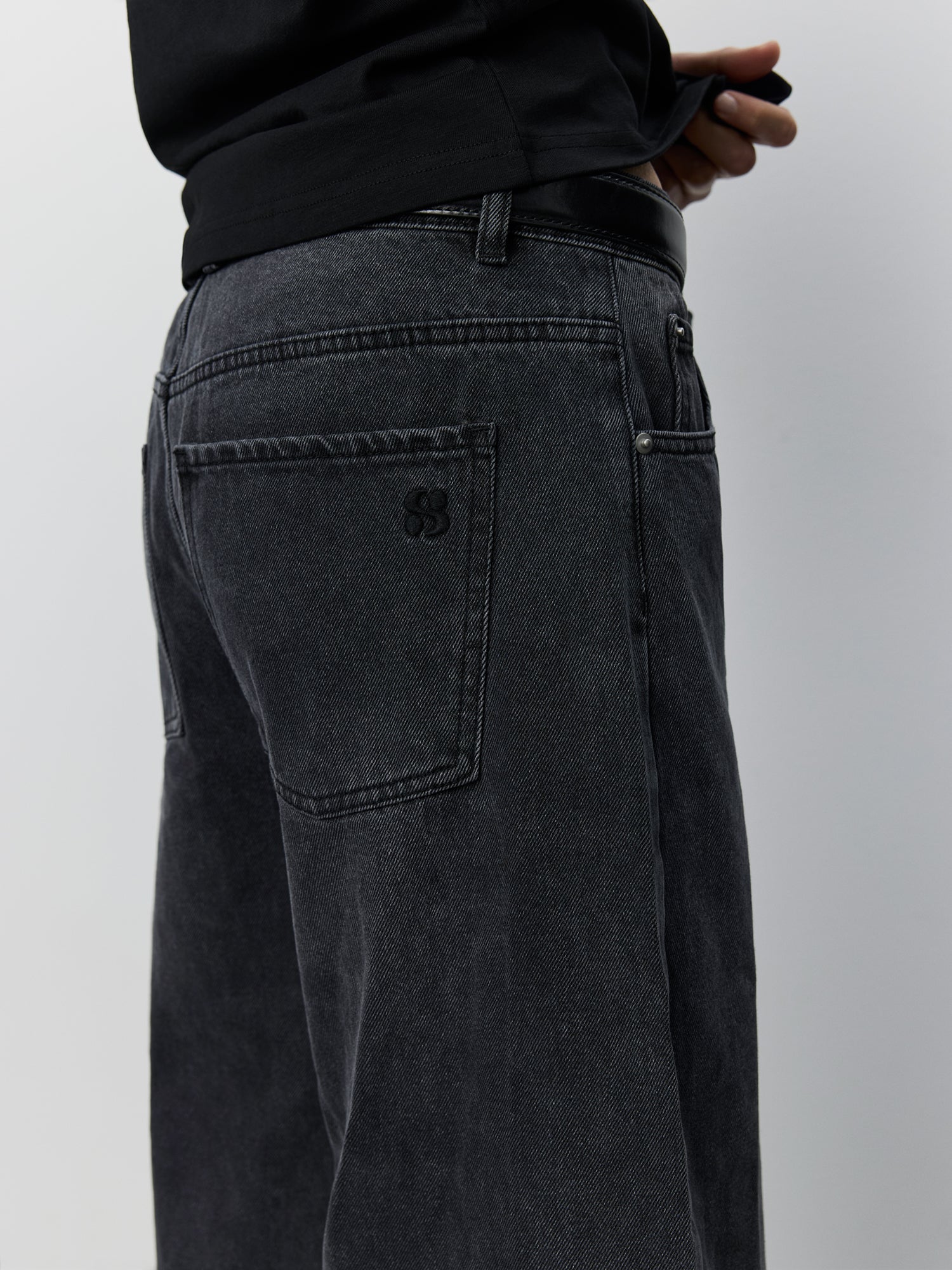 TOMARSW jeans in Black | Jeans for women | SOFIE SCHNOOR