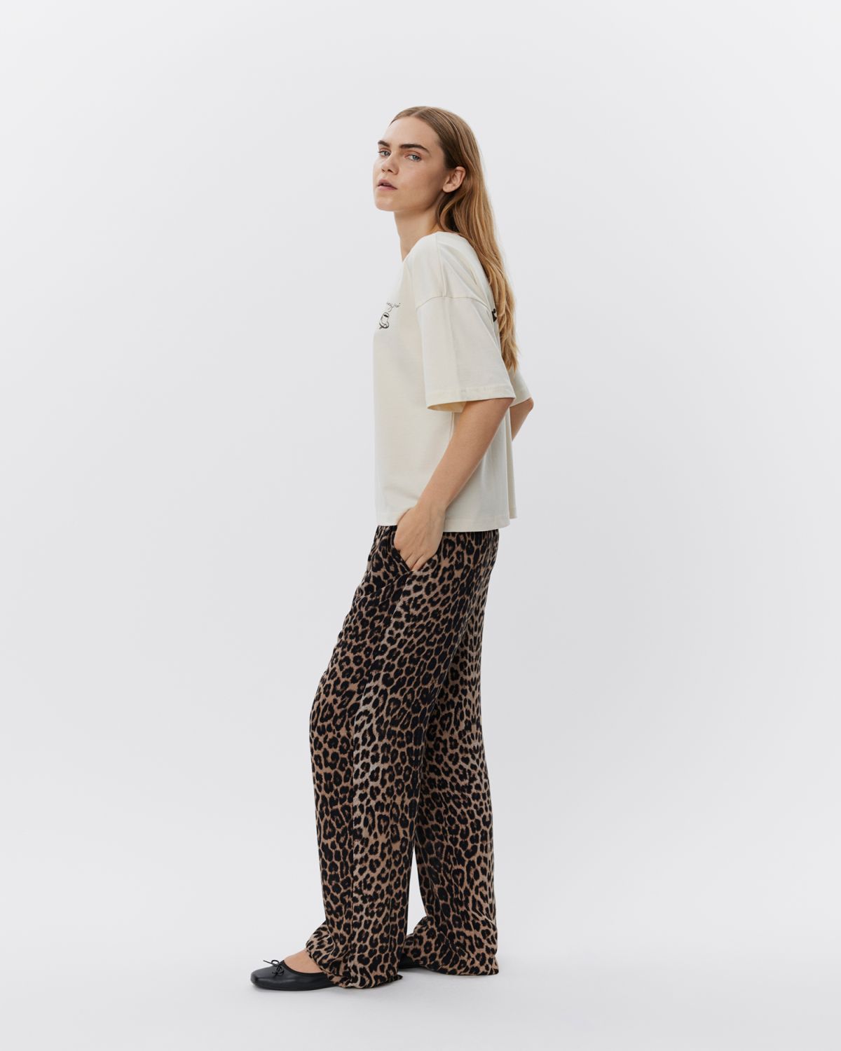 Sofie Schnoor WOMEN ABIGAILESW TROUSERS Trousers 9031 AOP Leo